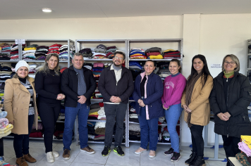 Alpestre inicia distribuição de agasalhos da campanha “Alpestre de braços abertos para aquecer sua família”