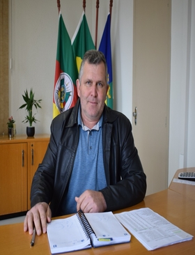 Vice-Prefeito de Alpestre, Rudimar Argenton, assume o comando do Poder Executivo Municipal
