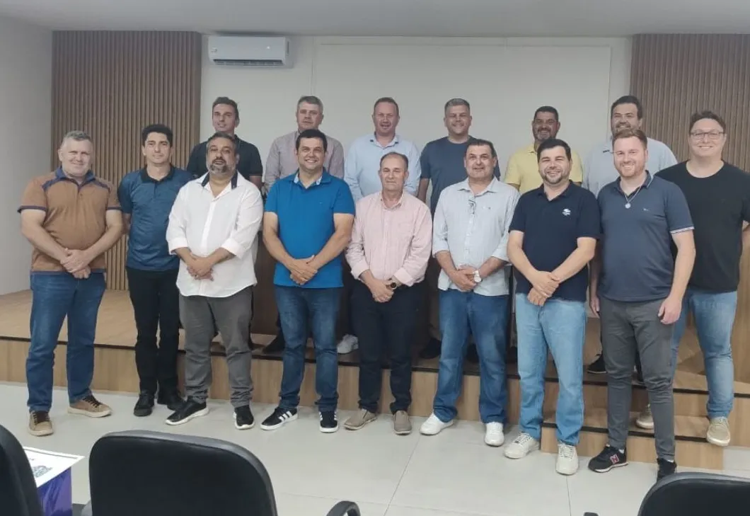 Prefeito Rudimar Argenton participa de Assembleia da AMNG em Ronda Alta 