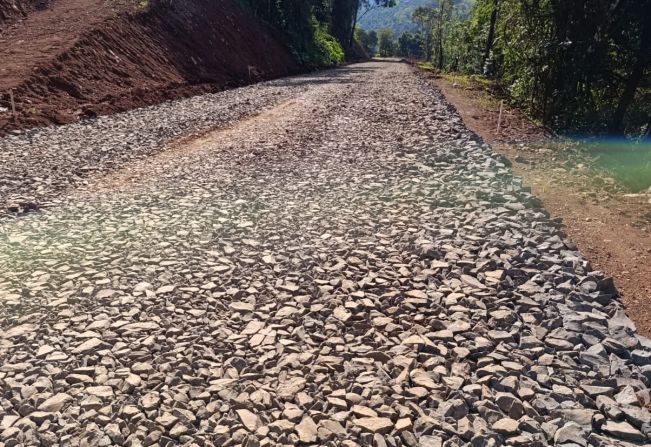 Seguem os trabalhos na obra de ligação asfáltica 